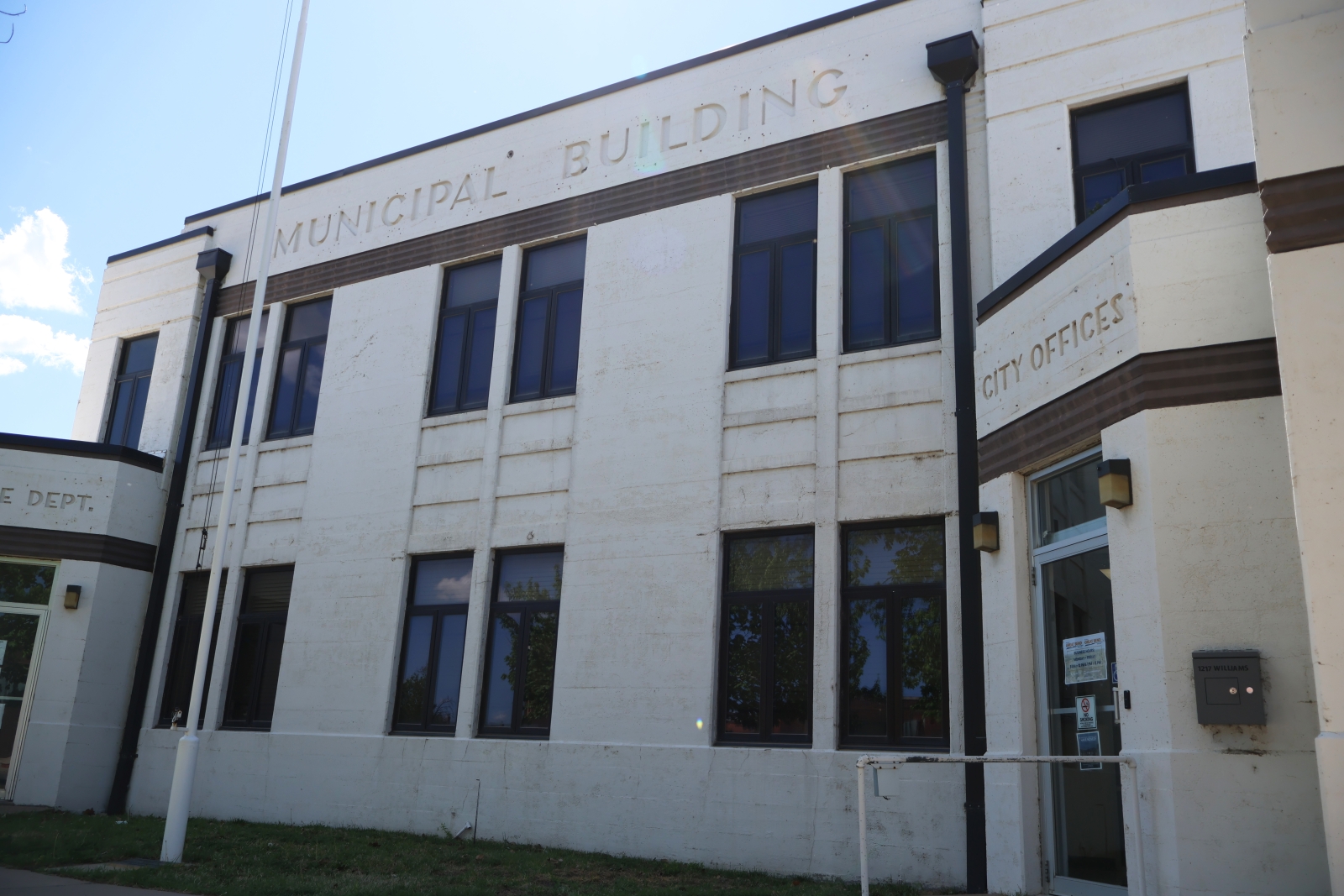 Exterior of the Great Bend Municipal Building where the Building Inspections department is headquartered