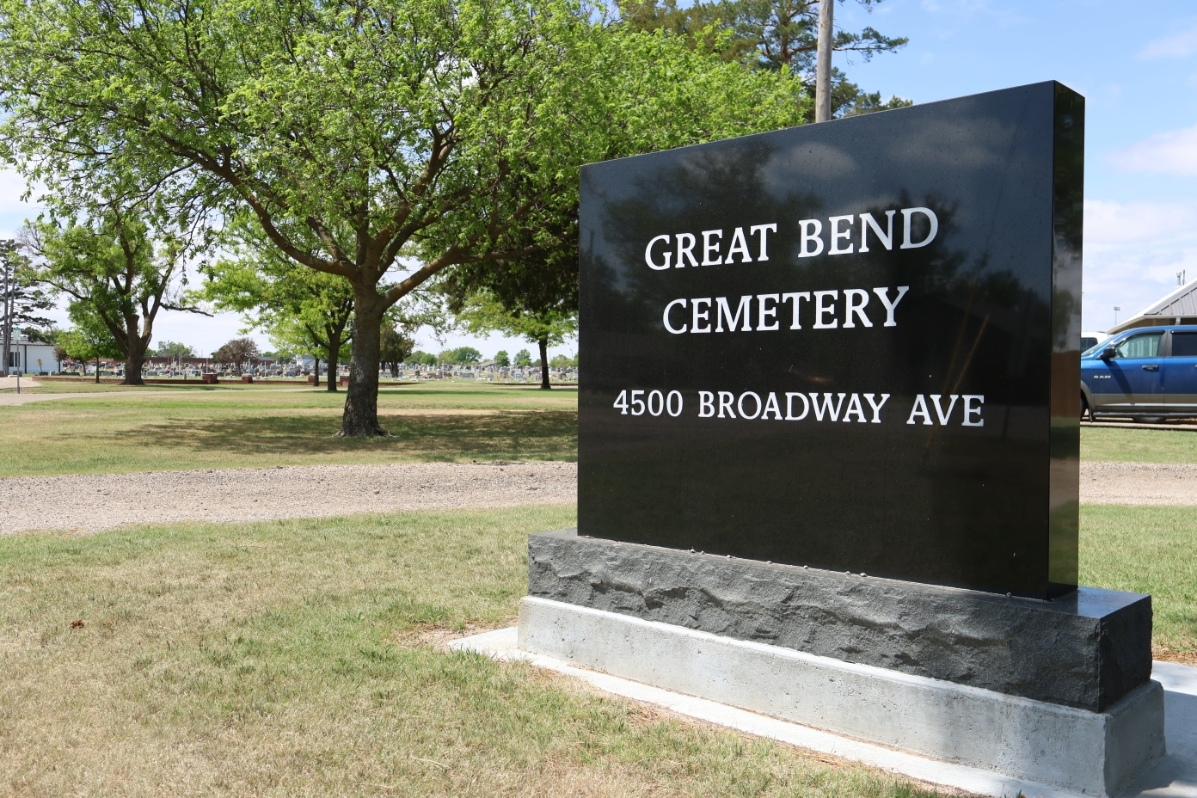 Entrance to Great Bend Cemetery